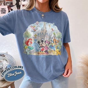 Retro Walt Disney World-shirt, vintage jaren 90 Disney World Magic Kingdom-shirt, shirt Disney Mickey en zijn vrienden, Disney Family Trip 2026 Tee Blue Jean