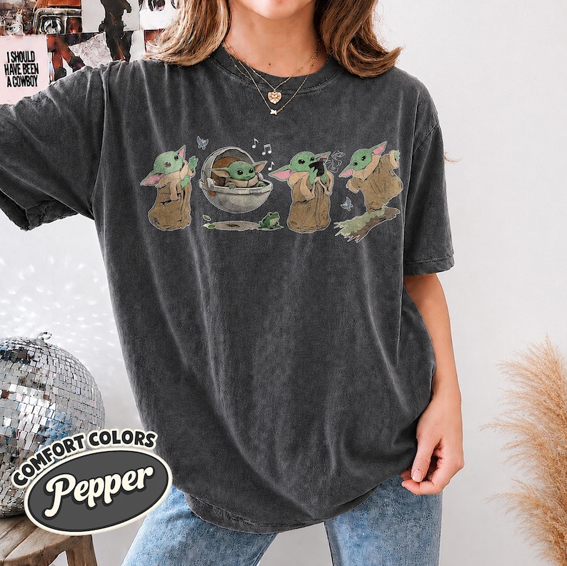 Retro Star Wars Grogu Shirt, Cute Baby Yoda Tee, baby Yoda Sweatshirt, Disney World Gift, Unisex Comfort Colors Star Wars Shirt Pepper/Dark Heather