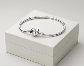Bracciale Pandora Moments in argento sterling 925 con ciondolo a forma di cuore e catena a serpente - Classico bracciale romantico con chiusura a cuore Pandora