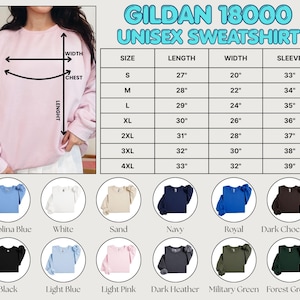 Puede incluir: Una sudadera unisex Gildan 18000 rosa claro. La imagen incluye una tabla de tallas con medidas en pulgadas y una paleta de colores con Azul Carolina, Blanco, Arena, Marino, Real y Chocolate Oscuro. Colores adicionales incluyen Negro, Azul Claro, Rosa Claro, Gris Oscuro, Verde Militar y Verde Bosque.