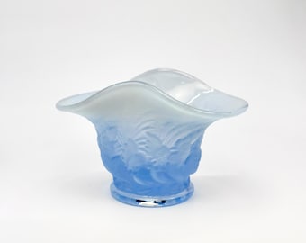 Vintage Duncan & Miller Chanticleer Frosted Blue Opalescent Glass Rooster Pattern Mini Ruffle Vase
