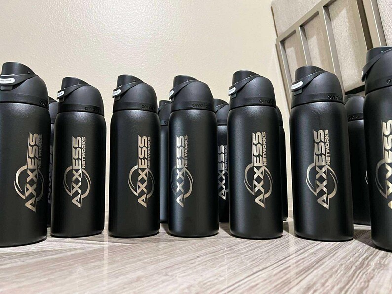 Owala Freesip 24 oz Genuine with Laser engraving included, Custom Laser Engraved Water Bottle, Gift for Him or Her, Engraved Bottle.