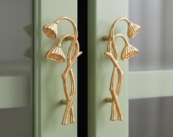 Bloemvormige kastgrepen, ladehandgrepen, meubelbeslag geïnspireerd op de natuur, keukenkastgrepen, dressoirgrepen, decoratieve deurgrepen.