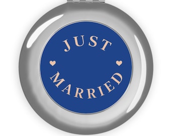 Just Married Compact Mirror, Bridal Compact Gift, Bride Makeup Mirror, Wedding Day Purse Mirror, Elegant Bride Accessory, Bridal Gift