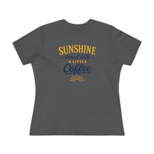 Sunshine Mixed With A Little Coffee Shirt, Coffee Lover Tee, Cute Summer Coffee Tee, Cozy Graphic Shirt, Morning Coffee Shirt, Sunshine Tee afbeelding 15