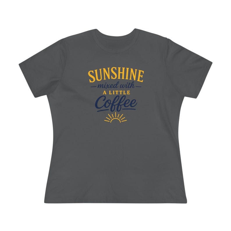 Sunshine Mixed With A Little Coffee Shirt, Coffee Lover Tee, Cute Summer Coffee Tee, Cozy Graphic Shirt, Morning Coffee Shirt, Sunshine Tee afbeelding 15