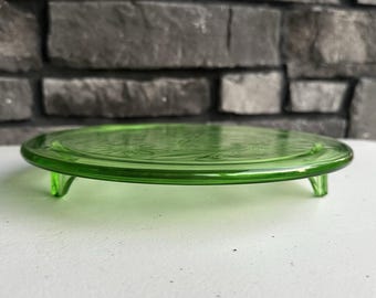 Vintage 1930s Jeannette Glass Green Deprssion Cake Plate Plant Stand Sunflowers