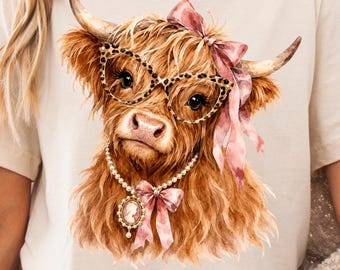 Vaca das Terras Altas Glamourosa PNG, Vaca Fofa com Óculos em Aquarela para Sublimação, Camiseta com Laço de Vaca Coquette PNG, Clipart de Vaqueira do Oeste