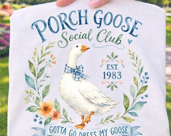 PNG do Porch Goose Social Club, Design de camiseta com ganso em aquarela, Sublimação divertida para amantes de gansos, Download digital estilo cottagecore para impressão sob demanda.