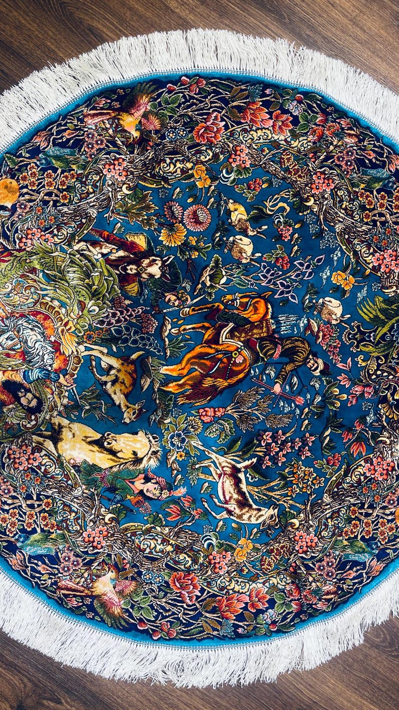Handmade Turkish Silk Rug: Round Hunting Scene Oriental Carpet (100 Cm ...