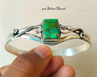 Pulseira verde-cobre turquesa: Pulseira boho em prata de lei, corte retangular, ajustável.