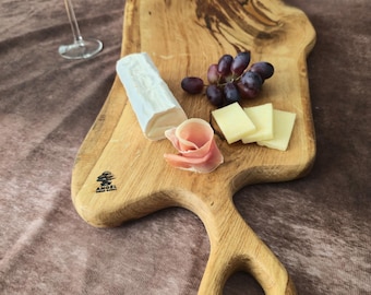 Large Oak Charcuterie Board – Handmade Rustic Serving Platter – UK Artisan Cheese Board