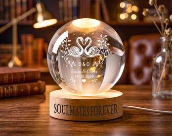 Luminária de Cristal Personalizada para Casal - Almas Gêmeas, com Nomes e Data Personalizados - Presente Ideal para Aniversário de Casamento ou Natal