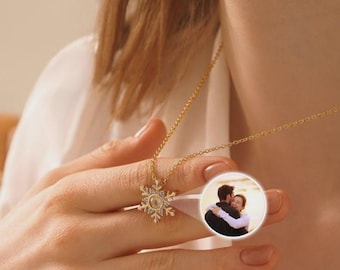 Benutzerdefinierte Fotoprojektion Schneeflocke Halskette | Bild Innen Halskette | Erinnerungsstück Schmuck | Geburtstagsgeschenk | Romantisches Geschenk für Sie