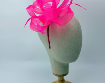 New hot pink fascinator headband with feathers royal ascot kentucky derby weddings hat