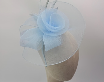 Ny babyblå fascinator-huvudband med fjädrar Royal Ascot Kentucky Derby bröllopshatt