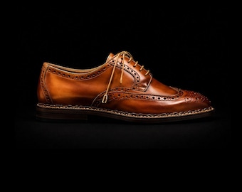 Zapato Derby Wingtip color tostado hecho a mano en piel de grano completo / The Maestro