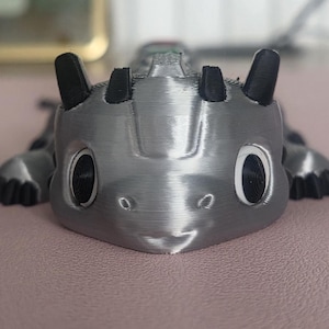 3D Printed Gamer Flexi Dragon Keyring | Articulated Controller Button Clicker Fidget Toy | PlayStation & Xbox Edition Geek Gift Desk Pet