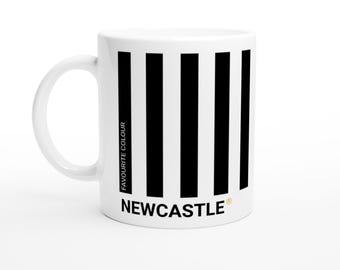 Newcastle Schwarz-Weiß-Keramikbecher - UK Städte - Berühmt für Serien - Office Cup - Fußballfan Geschenk - Die Elster Sehenswürdigkeiten Legenden