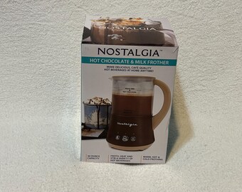 Nostalgia Hot Chocolate & Milk Frother: 30oz, Warm, Hot, Cold Frothing