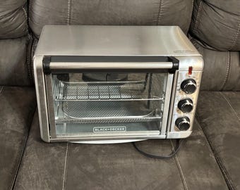 BLACK+DECKER 6-Slice Convection Toaster Oven, Stainless Steel Countertop Appliance