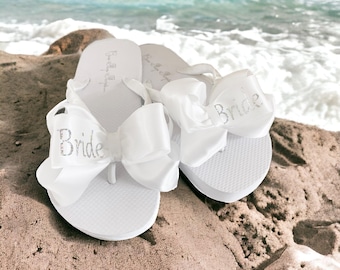 Bride Glitter Bow Flip Flops, Elegant Bridal Sandals for Beach Wedding or Destination Ceremony