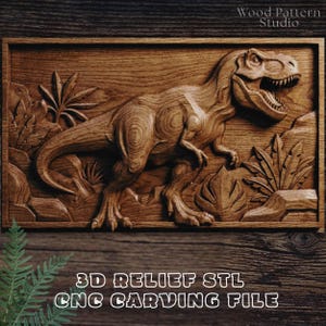 Puede incluir: Tallado en relieve de madera detallado de un Tyrannosaurus Rex en un marco rectangular. El dinosaurio se representa con la boca abierta, rodeado de follaje tallado. El texto "3D RELIEF STL CNC CARVING FILE" está en la parte inferior.