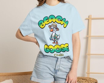 T-shirt del Beach Goose Club / Illustrazione di un'oca costiera, maglietta per le vacanze estive