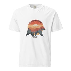 National Park Bear Shirt, Vintage Bear Graphic Tee, Retro Mountain Sunset T-Shirt, Comfort Colors Outdoor Nature Shirt