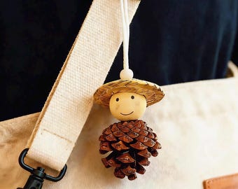 Adorable colgante de piña para bolso de hombre, decoración colgante para espejo retrovisor de coche, colgante bohemio natural hecho a mano para bolso y coche.