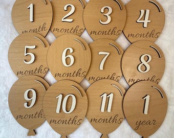 Marcadores mensuales de hitos para bebés, tarjetas fotográficas con globos de madera, accesorios para fotos de 1 a 11 meses y 1 año.