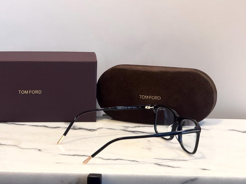 Óculos de grau retangulares grandes Tom Ford pretos, com lentes douradas que bloqueiam a luz azul (57 mm) imagem 5