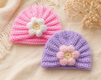 Patrón de gorro turbante de ganchillo para bebé, gorro acanalado para recién nacido con flor abullonada (descarga en PDF)