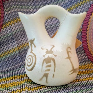 Vintage Native American Navajo Wedding Vase, Signed M. Redhorse Diné Hozoni Pottery, Kokopelli Shadow Art Ceramic