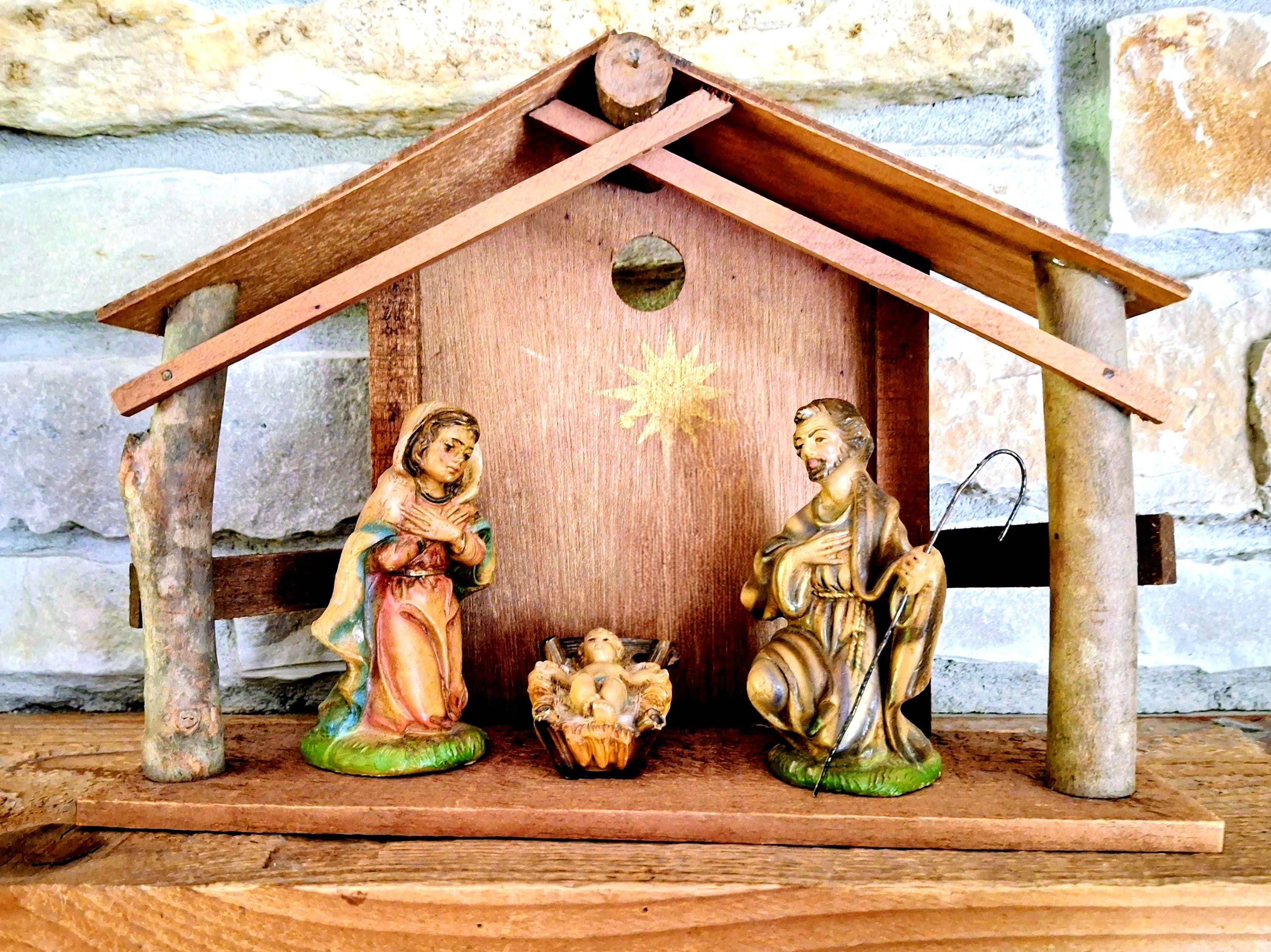 Japan Holy Family - Etsy
