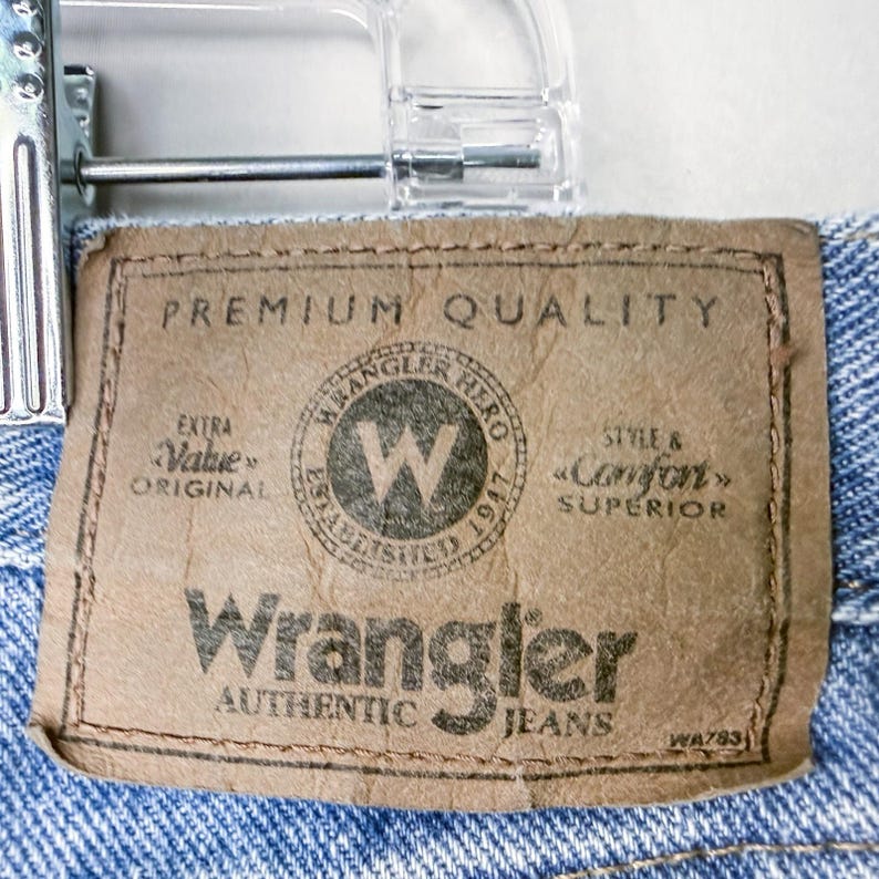 Vintage Late 90's Wrangler Jeans - 36x30 - Relaxed Fit 97601SB Light - Stonewash image 11