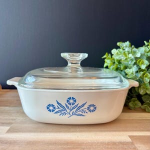 Rare 1958 - 1961 Embossed Starburst Backstamp CorningWare Blue Cornflower • 1 Qt Casserole Dish •  Pyrex A-7-C Lid