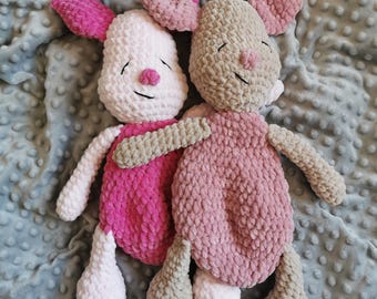 Peluche de cerdito de ganchillo de Winnie the Pooh / Peluche de cerdito / Juguete para recién nacidos / Amigurumi