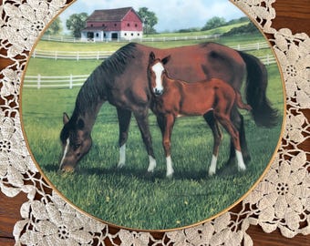 Plato de colección de Danbury Mint, “Mañana en la granja”, de Donald W. Patterson. Plato de edición limitada numerado A8643, 1991.