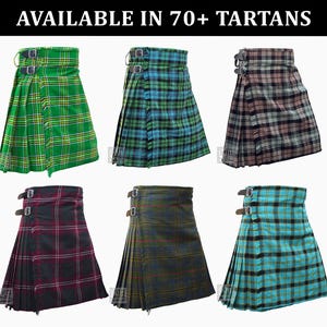 Könnte beinhalten: Sechs Kilts in verschiedenen Tartanmustern werden gezeigt. Die Kilts haben ein gefaltetes Design, Lederriemen und Schnallen. Die verfügbaren Farben sind Grün, Blau, Braun und Türkis. Der Text "AVAILABLE IN 70+ TARTANS" ist oben zu sehen.