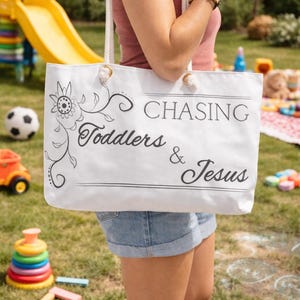Bolso de fin de semana Chasing Toddlers & Jesus / Bolso de viaje con diseño floral de fe