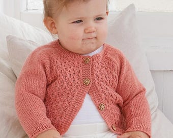 Modello per giacca da neonato lavorata a maglia, cardigan raglan dall'alto verso il basso, maglione traforato (download PDF)