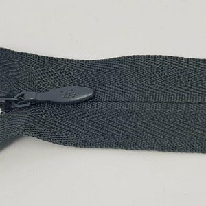 Concealed Invisible closed-end nylon zip No.3 8" 9" 14" 22". Auto-lock.