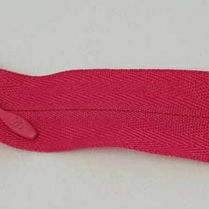 Concealed Invisible closed-end nylon zip No.3 8" 9" 14" 22". Auto-lock.