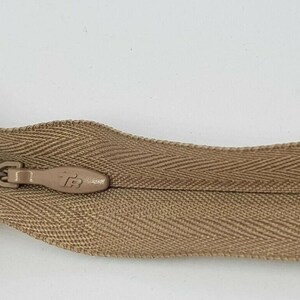 Concealed Invisible closed-end nylon zip No.3 8" 9" 14" 22". Auto-lock.
