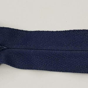 Concealed Invisible closed-end nylon zip No.3 8" 9" 14" 22". Auto-lock.