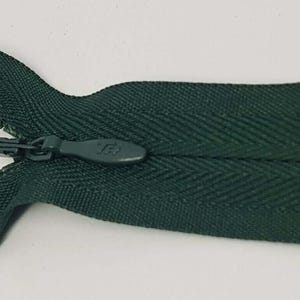 Concealed Invisible closed-end nylon zip No.3 8" 9" 14" 22". Auto-lock.