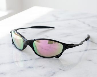Gafas de sol deportivas con montura metálica, negras, rosas, con lentes de espejo, estilo retro Y2K para mujer.