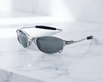 Metal Wrap Sport Sunglasses Silver Frame Dark Lens Y2K Cycling Men Women Retro