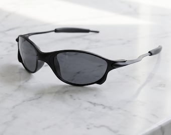 Gafas de sol deportivas con montura metálica, lentes negras oscuras, estilo retro Y2K para ciclismo, hombre y mujer.
